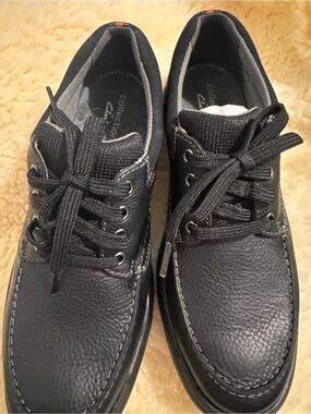 Collection B Men's Black Leather Boat Shoes with Lace-Up Design